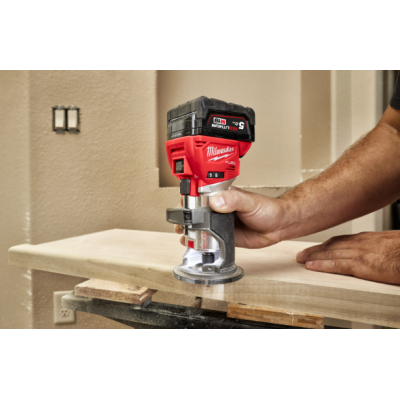 MILWAUKEE M18 FTR8-0X FUEL BOVENFREES